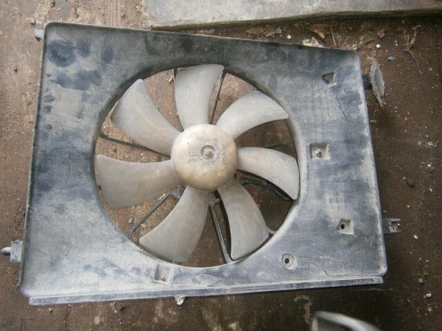 Диффузор радиатора Хонда Фит в Краснодаре 24055